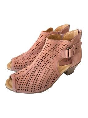 Earth KERI suede peep-toe Dusty Rose Leather neutral
Bootie Heel Sandal 12 NWOT